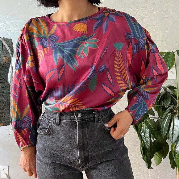 Vintage Pierre Cardin boutique red long sleeve blouse size Medium - Picture 6 of 8